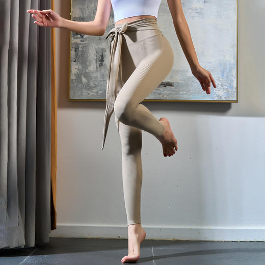 【限时秒】YOGACODE【火树银花系列】云感高腰瑜伽裤女交叉绑带收腹提臀健身裤DWP125674 商品图3