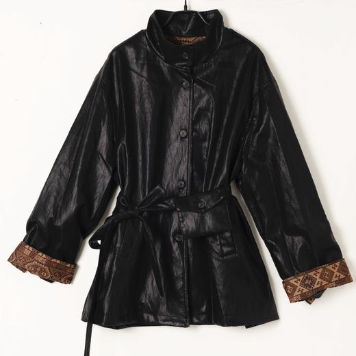 10天左右发货【皮衣 咖色&黑色】黑色附赠腰带，咖色附赠包包。花姐朋友出口俄罗斯款货源，高性价比款，环保蛋白皮，质感满分，光泽度佳~超柔软休闲夹克，皮衣外套秋装~ 商品图3