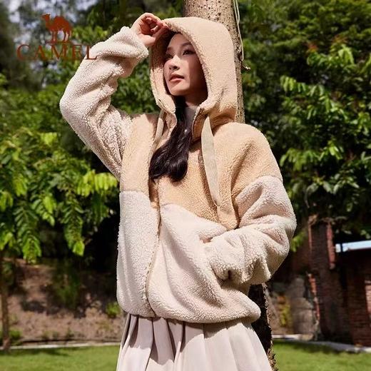 骆驼 女款羊羔毛外套129.9元（线上线下同步在售，不一定有货，介意勿拍）602048-NT 商品图0