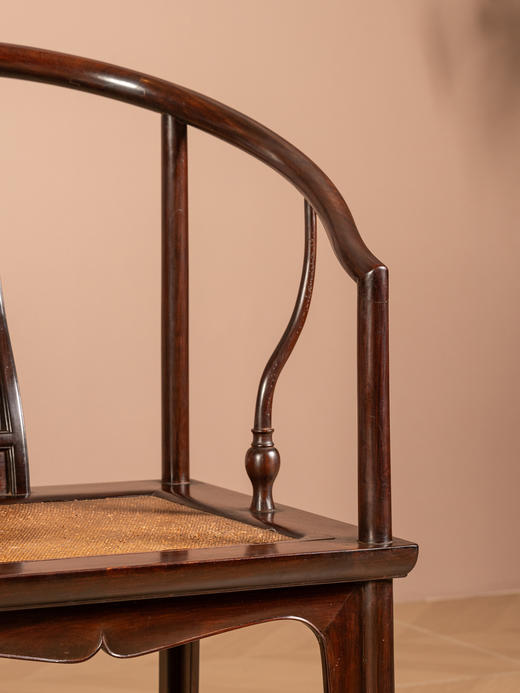 清	红木三攒靠背如意云纹圈椅（一对） 商品图3