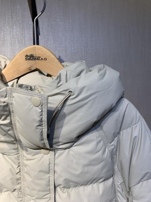 爆款无胆直充水淼2025冬新款休闲简约保暖羽绒服1814 商品图3