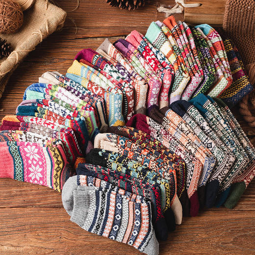 西班牙LUIS VECENTE 羊毛复古图腾粗线男女款保暖袜 5双装/10双装 商品图7