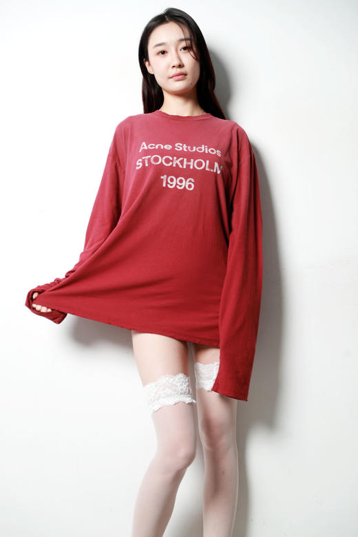 复古感拉满了，绝美巨爱啊啊啊。集齐颜色铁锈红圆领长teeC101758 商品图8