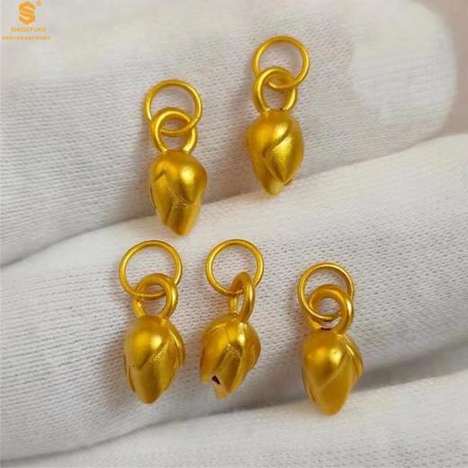 【品牌授权】【香港周六福】黄金钻石首饰 5D足金吊坠莲苞（附赠K金项链） 商品图2
