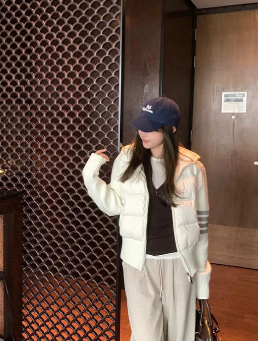 TB 25Ss秋冬最新款羊毛拼接羽绒服外套(SS) 商品图5