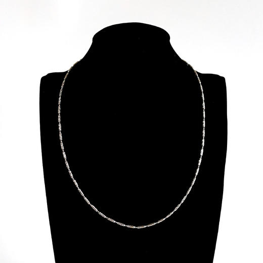 【天然正品】AU750白金设计师款个性时尚磁吸手镯项链两用款链长：70CM（长度可调节）女士300925NJS39现售价：9880 商品图6