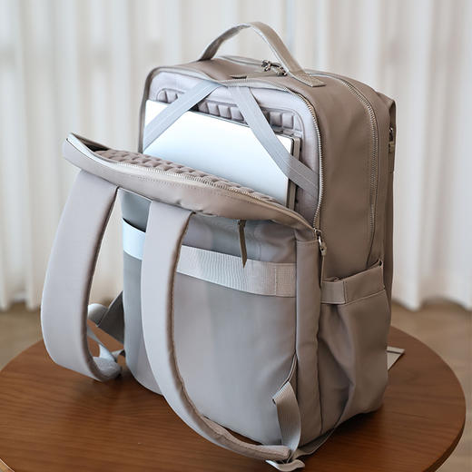 娜家定制专业电脑双肩包 商品图1