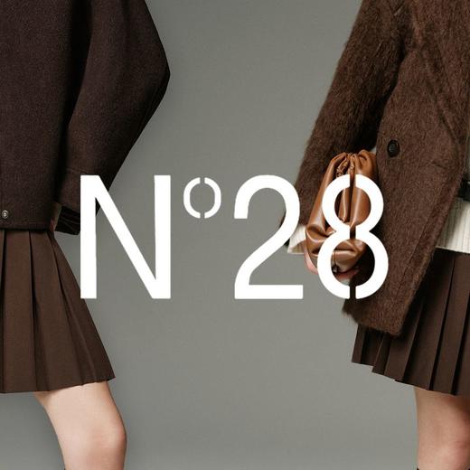 N°28 秋季新款短款百褶半身裙女小个子学院风显瘦裙子895382Q878 商品图4