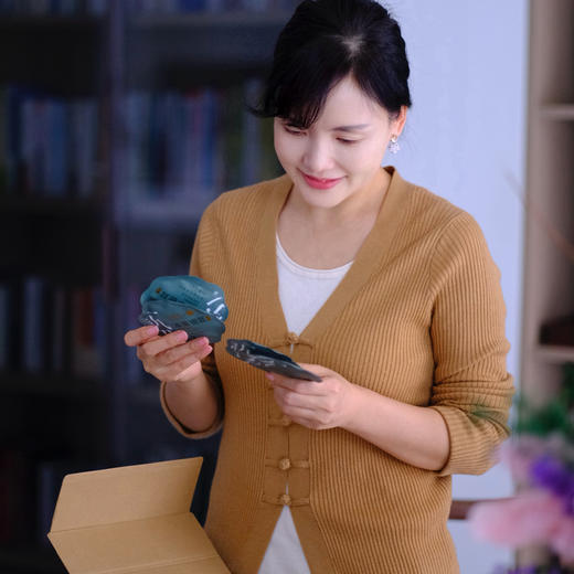 药食同源，姚淑先本草有机银耳一朵鲜耳仅萃6g精华，36倍高泡发率，吸收12种草本精华，免洗免泡发，60天自然生长，吸收本草精华，保留银耳原始的味道，银耳多糖达到48%。 商品图5