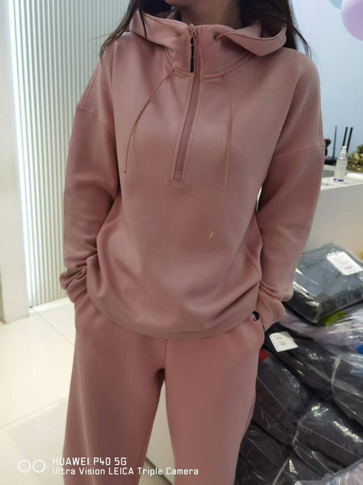【小蛮腰 暖皮儿】水淼2025冬新品弹力加绒柔软保暖拉链连帽柔软卫衣帽衫1796 商品图4