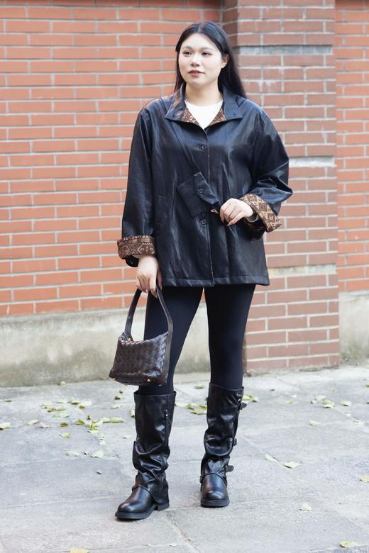 10天左右发货【皮衣 咖色&黑色】黑色附赠腰带，咖色附赠包包。花姐朋友出口俄罗斯款货源，高性价比款，环保蛋白皮，质感满分，光泽度佳~超柔软休闲夹克，皮衣外套秋装~ 商品图14