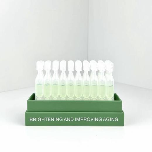 LA MER 海蓝之谜浓缩次抛修护精华液 30*1.5ml 商品图1