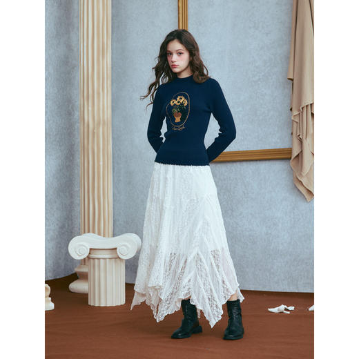 两三事 浅雪山茶 2025冬季新款优雅蕾丝褶皱不规则下摆高腰半身裙 商品图1