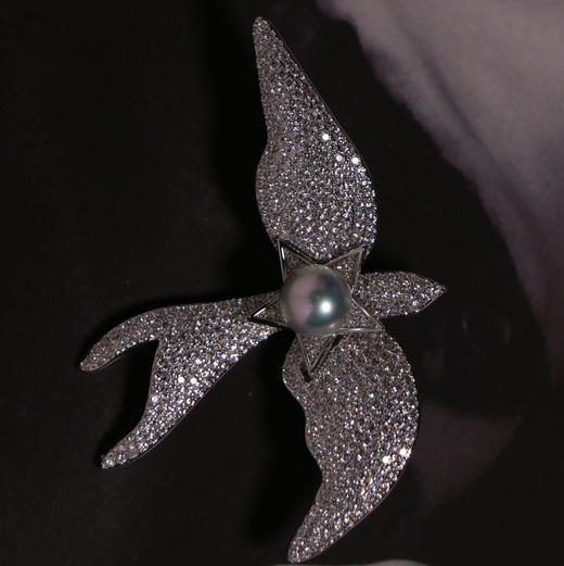 明星同款 ji光真多麻色akoya胸针 8-9mm 商品图5