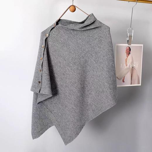 【秋冬新款披肩】时尚百搭斜扣 宽松高级感斗篷外搭 装饰围巾披风 商品图13