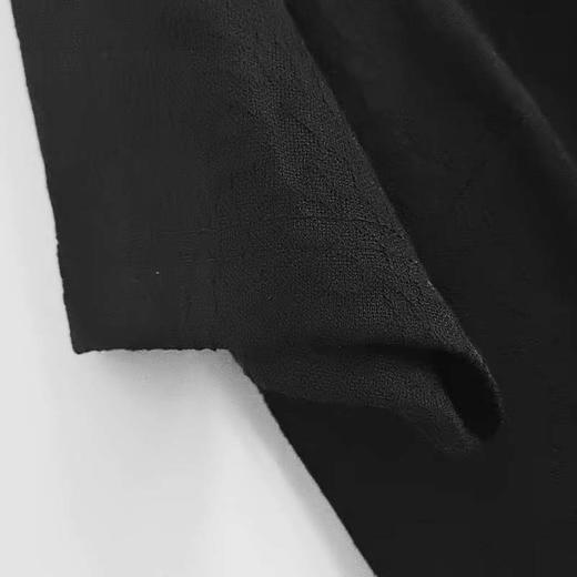 VIVIAN LIU薇薇安刘C2537310 夏季一排扣短袖修身针织蕾丝上衣 商品图2