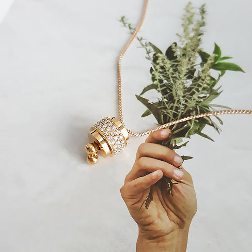 【天然正品】AU750玫瑰金经典时尚高定定制款钻石项链链长：78CM女士250925PM04现售价：11300 商品图3