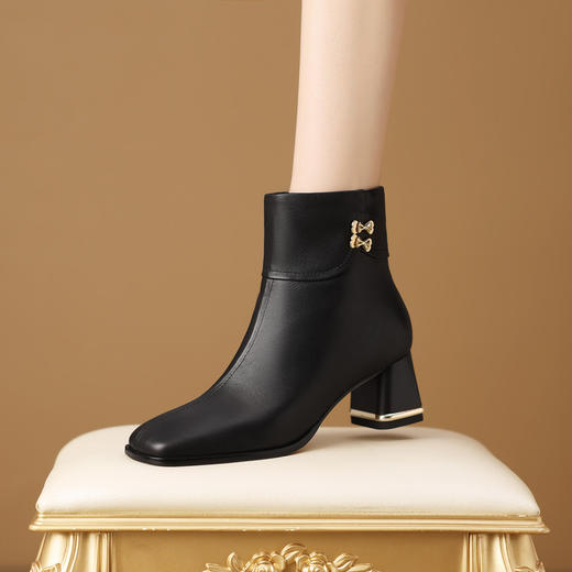 【预售5天】温柔蝴蝶结时尚新款方头粗跟高跟短筒短靴子气质时装靴HY&H3743 商品图3