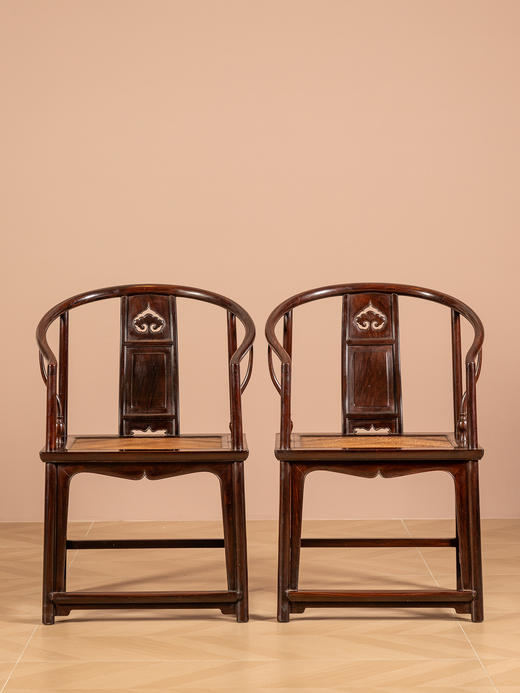 清	红木三攒靠背如意云纹圈椅（一对） 商品图1