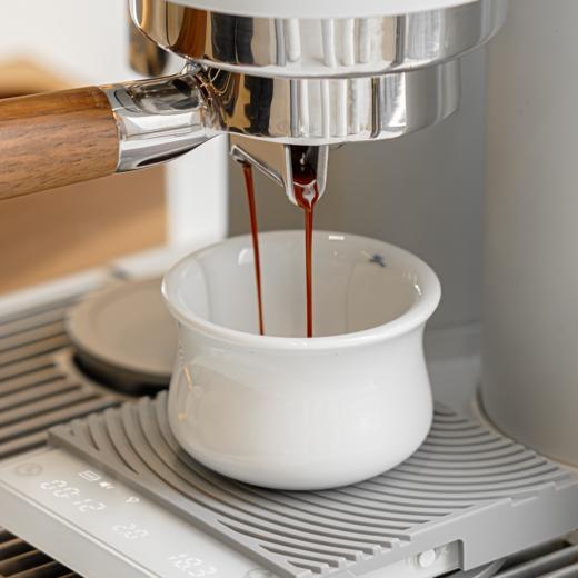 【新品首发】泰摩&孙磊 泰摩咖啡品杯三两杯-浓缩、奶咖、黑咖/陶瓷咖啡杯套组 联合研发 商品图7