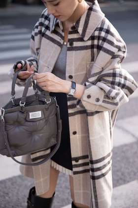 100％羊毛巴*莉同款羊毛格纹大衣