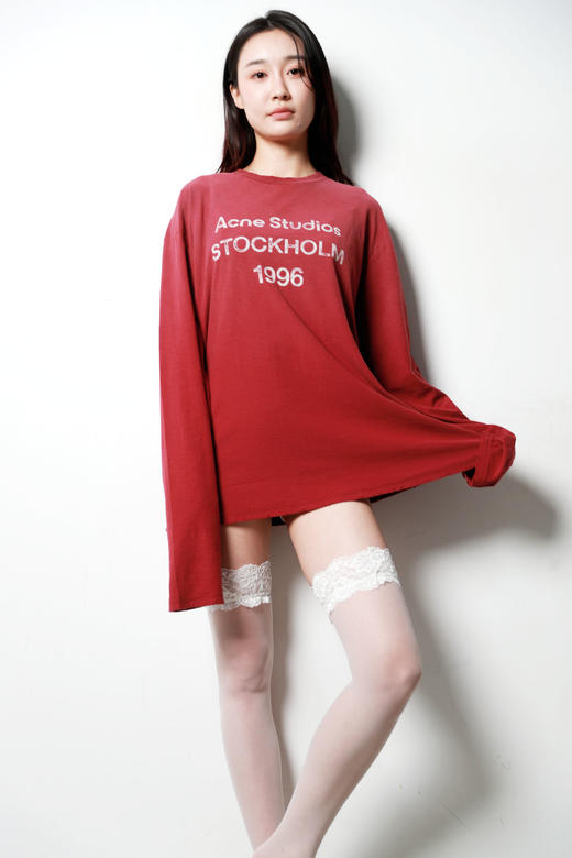 复古感拉满了，绝美巨爱啊啊啊。集齐颜色铁锈红圆领长teeC101758 商品图9