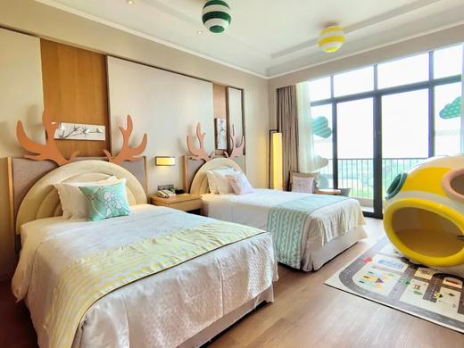 周五/节假日均不加价【万豪旗下喜来登·元旦春节不加价】仅399住豪华房，599两晚可拆分使用，坐拥大溪谷风光，亲子度假闭眼入，双11预售大促！ 商品图3