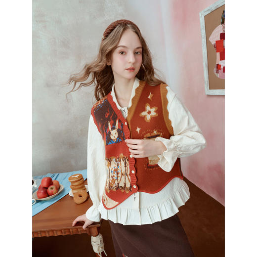 两三事梵高文艺奇迹童话镇2025冬季新款不对称波浪下摆花色马甲女 商品图1