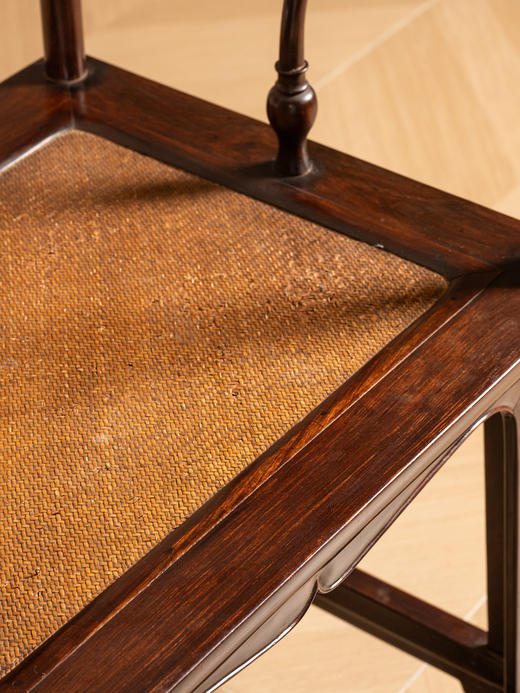 清	红木三攒靠背如意云纹圈椅（一对） 商品图4