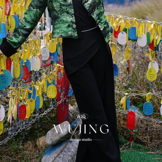 4205040 星月银烁 亮丝弹力西装料裤子 雾境 商品图1