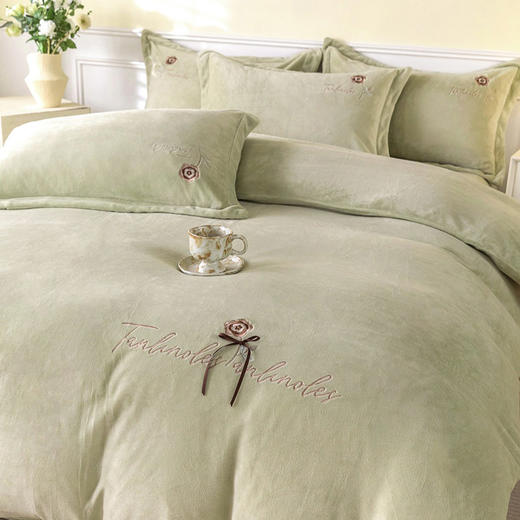 GRACE SPACE格调空间 牛奶绒床单四件套 秋冬绵软舒适保暖床单枕套床品 商品图3