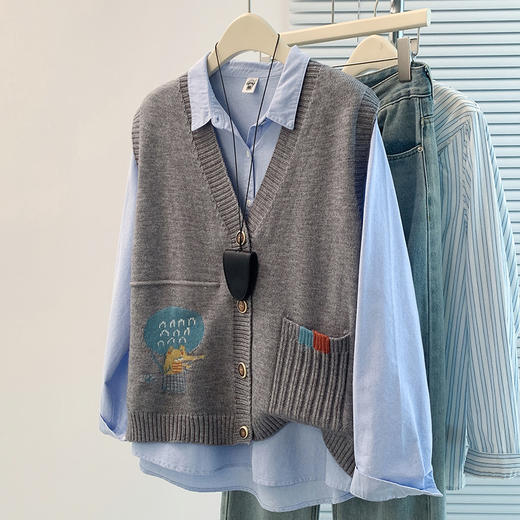 GYH 8290针织马甲开衫V领宽松叠穿毛衣坎肩 商品图1