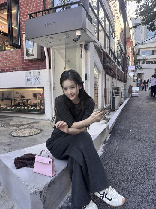 Read Nameless /莱赛尔羊毛羊绒深灰裤 2025/10/18 商品图1