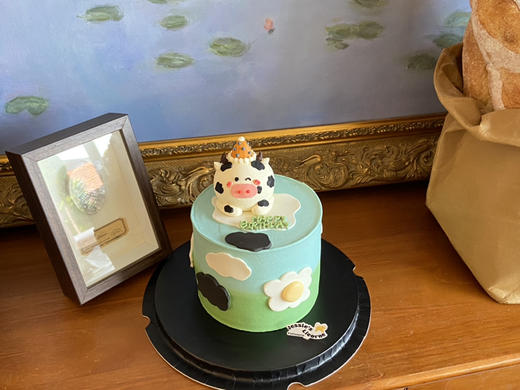 立体奶油霜小奶牛生日蛋糕4寸 商品图0