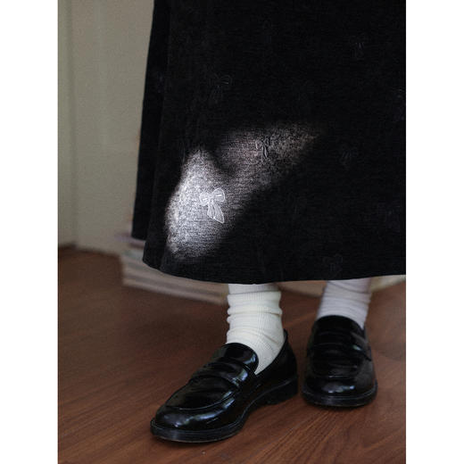 鹿向南「蝶影融雪」高级黑色丝绒半身裙女秋冬新款加厚长款A字裙 商品图3