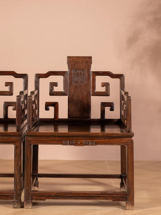 清	红木攒接拐子纹扶手椅（一对） 商品图2