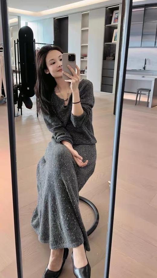 璀璨星河女神套装省心美丽“神助攻 ” 毛衣＋半裙 商品图6