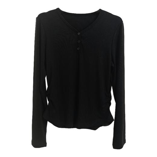 VIVIAN LIU薇薇安刘C2547310秋季女装新款V领三粒扣打底衫 商品图4