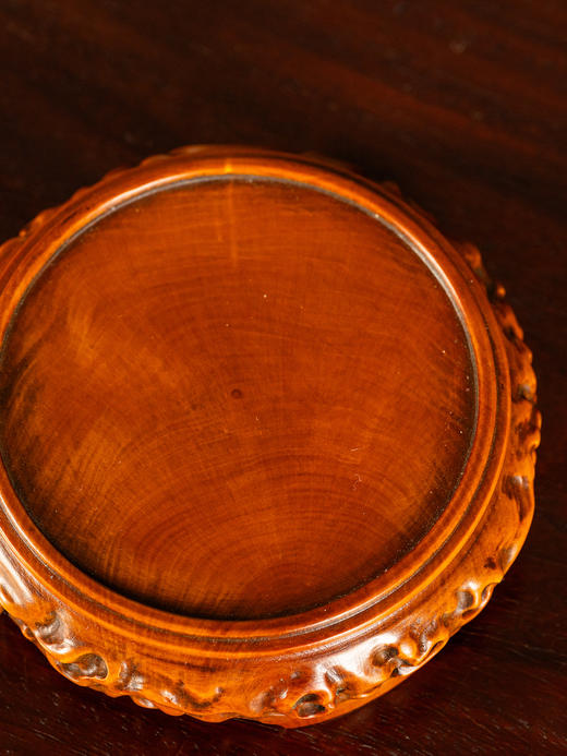 清	黄杨木雕树纹三足香薰 商品图3