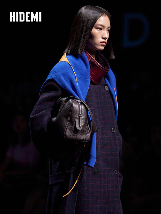 HIDEMI 大秀款城市波士顿系列进口西班牙荔枝皮长肩带大容量极简单肩包 商品图6