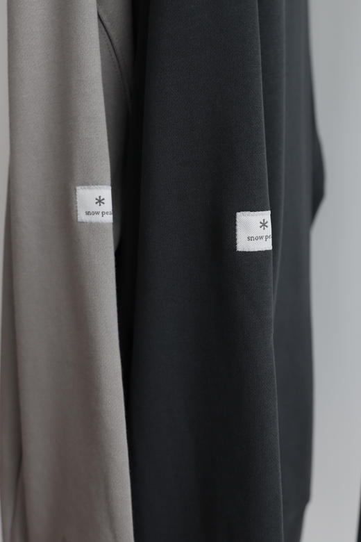 S.P 雪锋新款 宽松廓形 圆领袖标长袖卫衣 WY924 商品图4