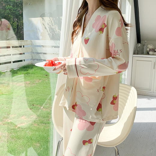 自然醒绮梦牛奶丝新款春秋季天女士睡衣可爱长袖两件套网红风大码家居服QH 商品图5