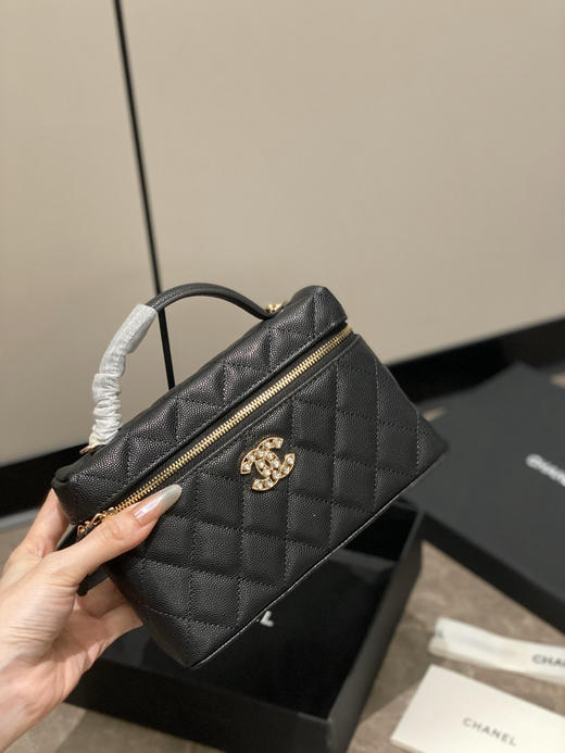 𝟐𝟓𝐏爱心钻扣𝐥𝐩饭盒化妆包 商品图0