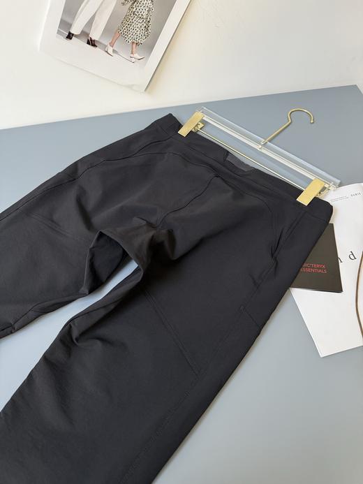 点此购买 始祖鸟秋款男女款户外弹力冲锋裤 xj 332898 商品图11