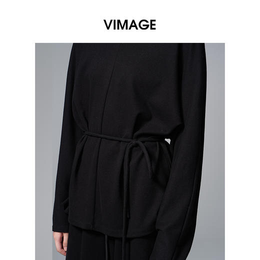 VIMAGE纬漫纪宽松显瘦加本布腰带设计秋冬新款小上衣V2413113 商品图3