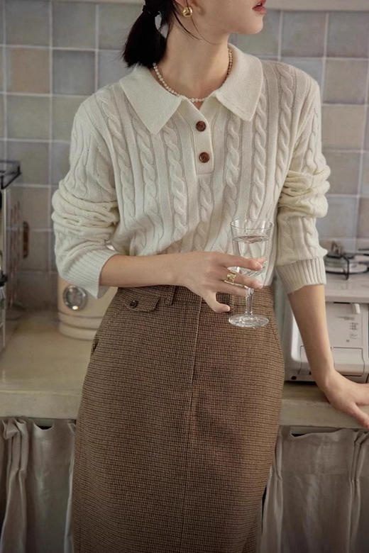 🌺【MOMOTIABIN纸片人麻花纽扣针织衫DBTHJZYMA921】✅秋冬作为内搭也是一jue👍设计感满满✅显瘦上衣，立现A4腰，前片的交叉纽扣设计 商品图3