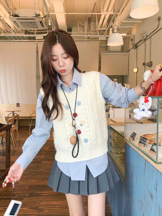 【149元任选2件】最后一波现货！学院风刺绣设计针织马甲 商品图8