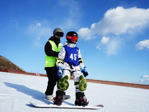 【滑雪营6号】北京石京龙,住五星希尔顿,11年0事故0投诉,不想离家远就选ta|6-14岁单飞 商品图2