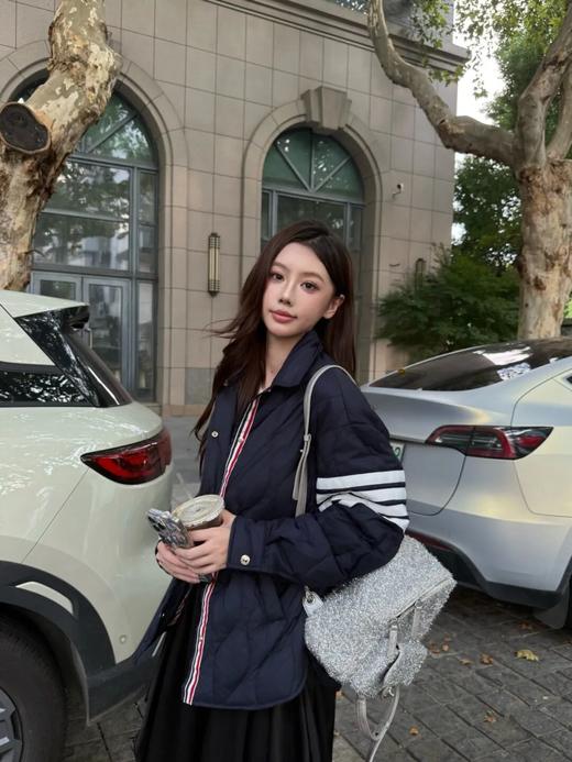 汤*布朗翻领轻便羽绒服 90白鸭绒 双层水压红白蓝撞色门襟原版条纹里布 四条杠夹克羽绒服 商品图3