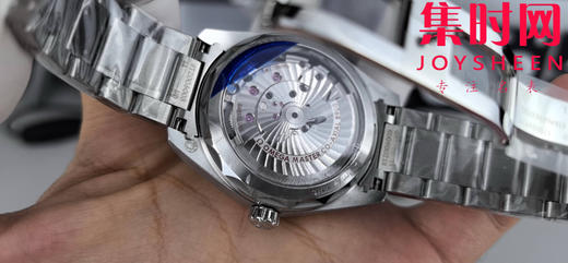 欧米茄VS海马150米系列 柚木绿 6点位日历 Aqua Terra 150米腕表 8900一体机 男士腕表 表径41mm 商品图4